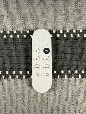 Google G9N9N Remote Control for Chromecast with Google TV White Tested
